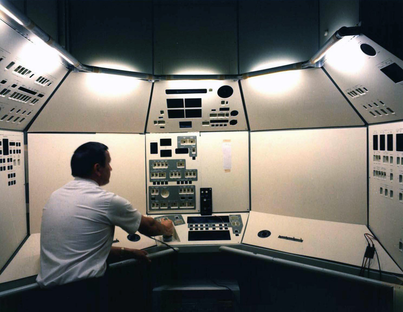 Illustration for article titled Newly Declassified Photos Show The Crewed USAF Spy Spacecraft That Almost Was